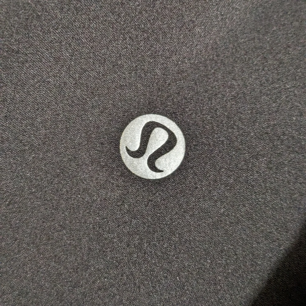 EUC! Lululemon Court Rival Skirt In Black Size 10 - Picture 15 of 16